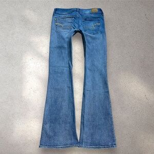 American Eagle Outfitters Low Rise Kick Boot Jeans